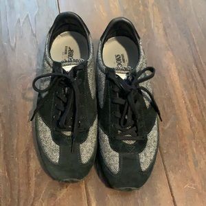 COPY - Brooks running shoes cute houndstooth